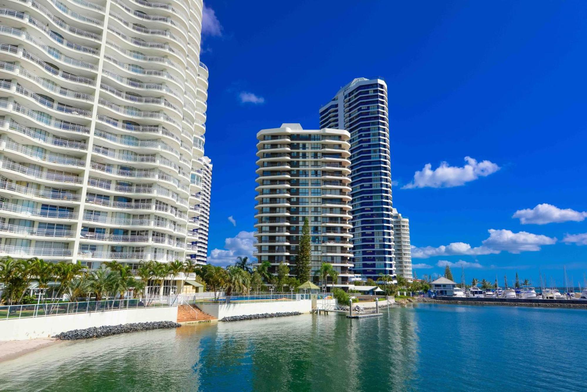 Broadwater Shores Waterfront Apartments Gold Coast Luaran gambar