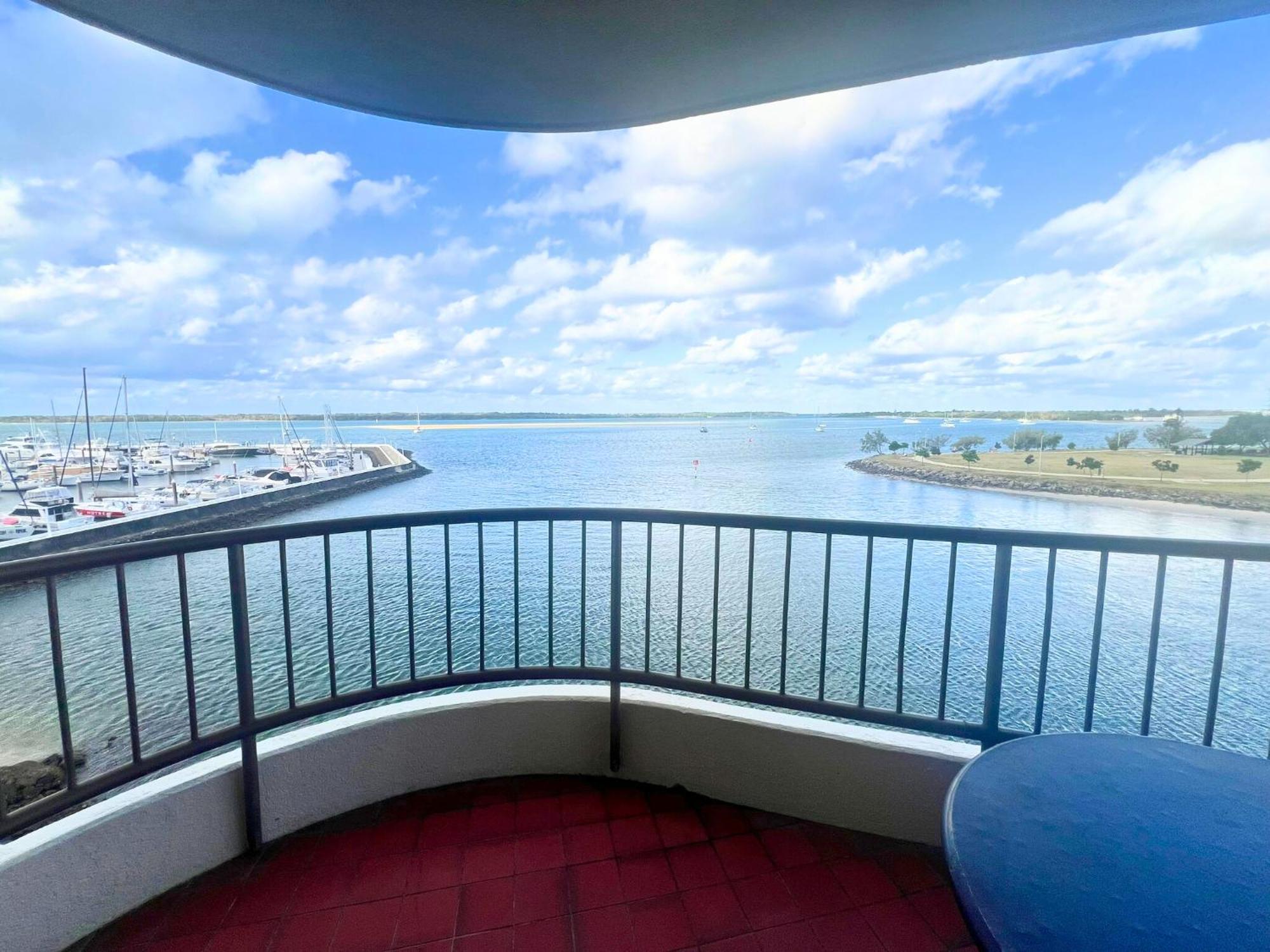 Broadwater Shores Waterfront Apartments Gold Coast Luaran gambar