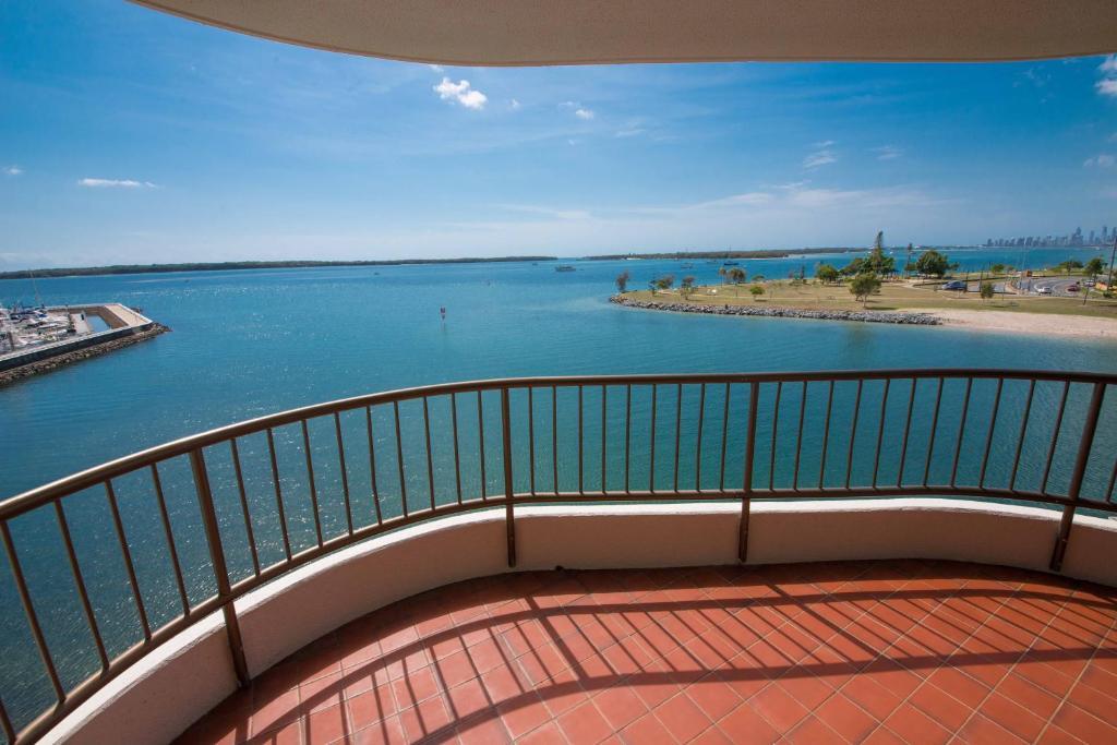 Broadwater Shores Waterfront Apartments Gold Coast Luaran gambar