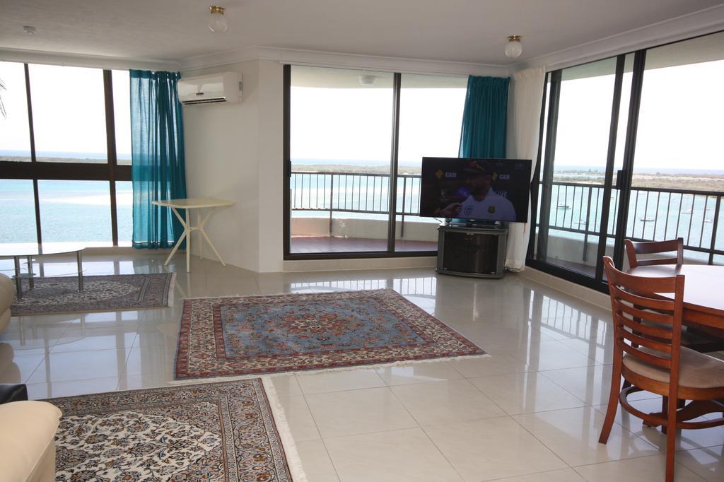Broadwater Shores Waterfront Apartments Gold Coast Luaran gambar