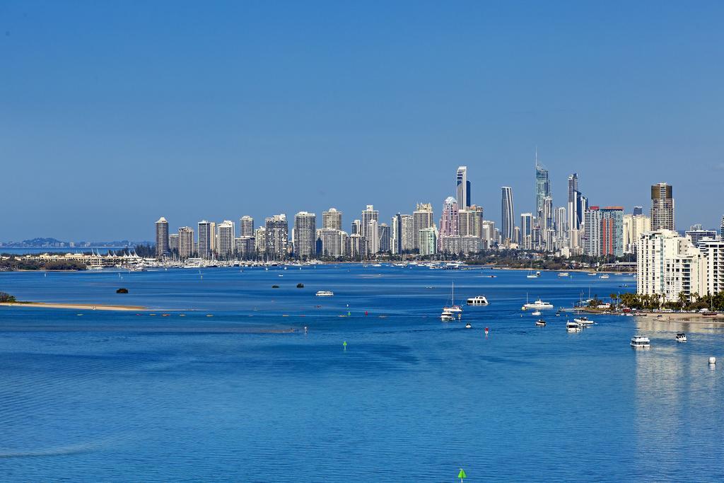 Broadwater Shores Waterfront Apartments Gold Coast Luaran gambar